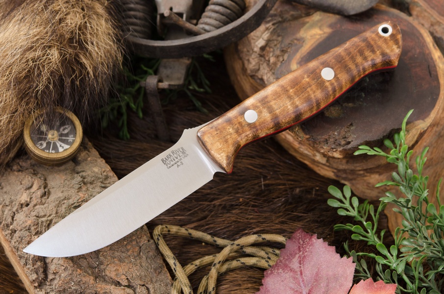 Barkriver Gunny A2 Dark Curly Maple Red Liners photo