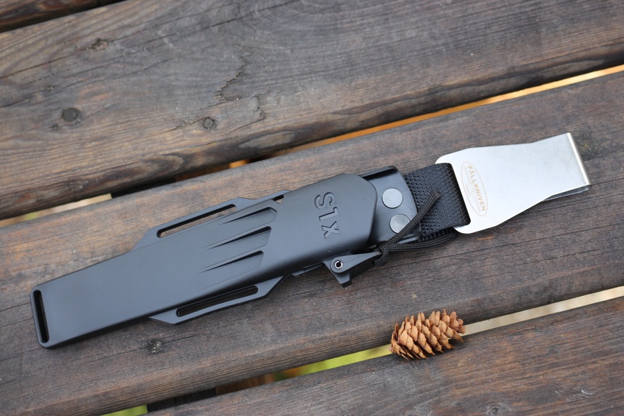 Fallkniven S1XEZCLIP S1X Sheath photo