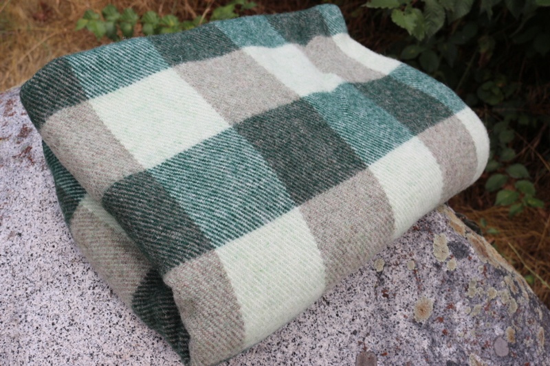Compact Canadian 100% Virgin Wool Compact Blanket photo